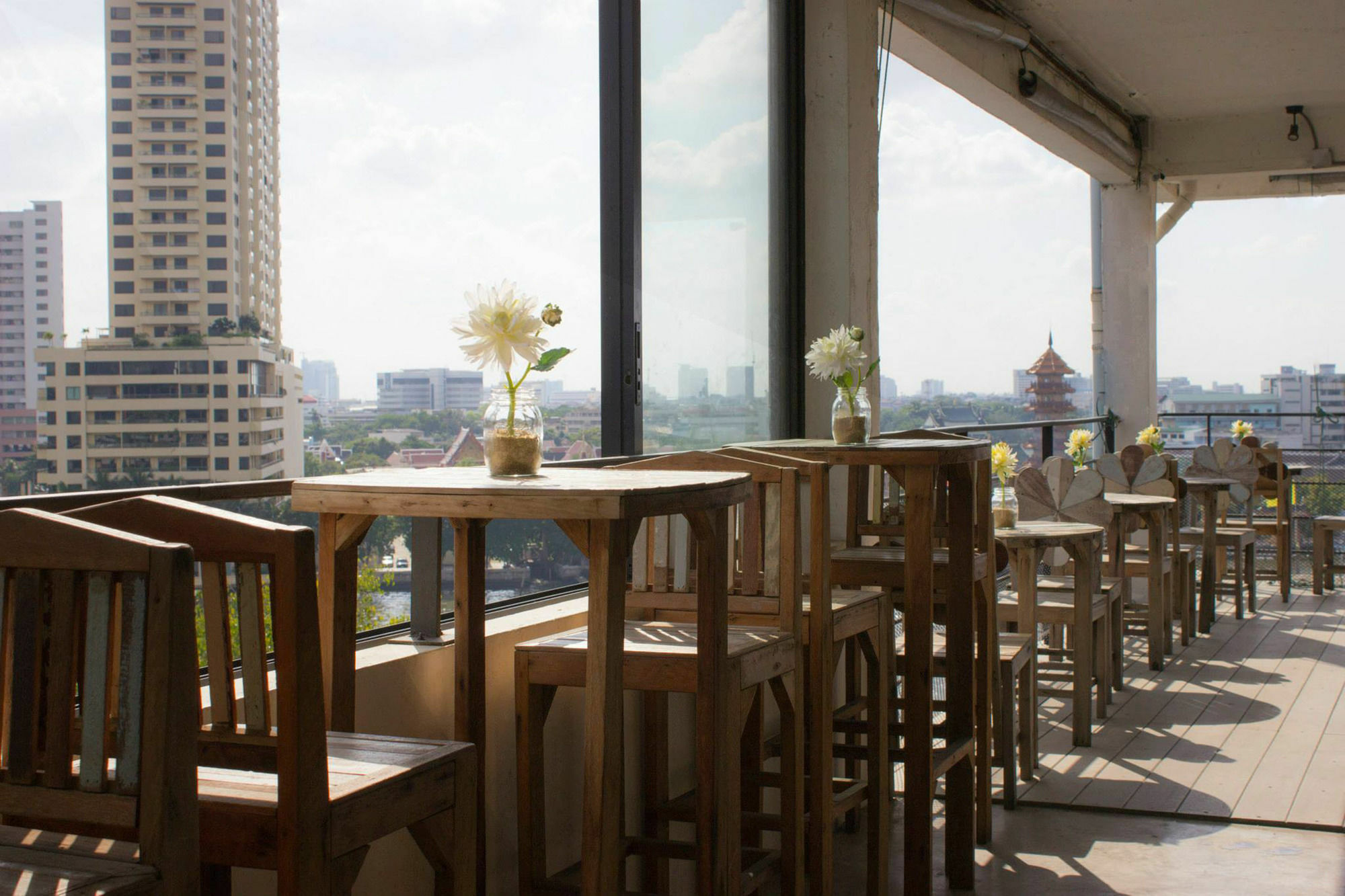 Wisma tamu River View