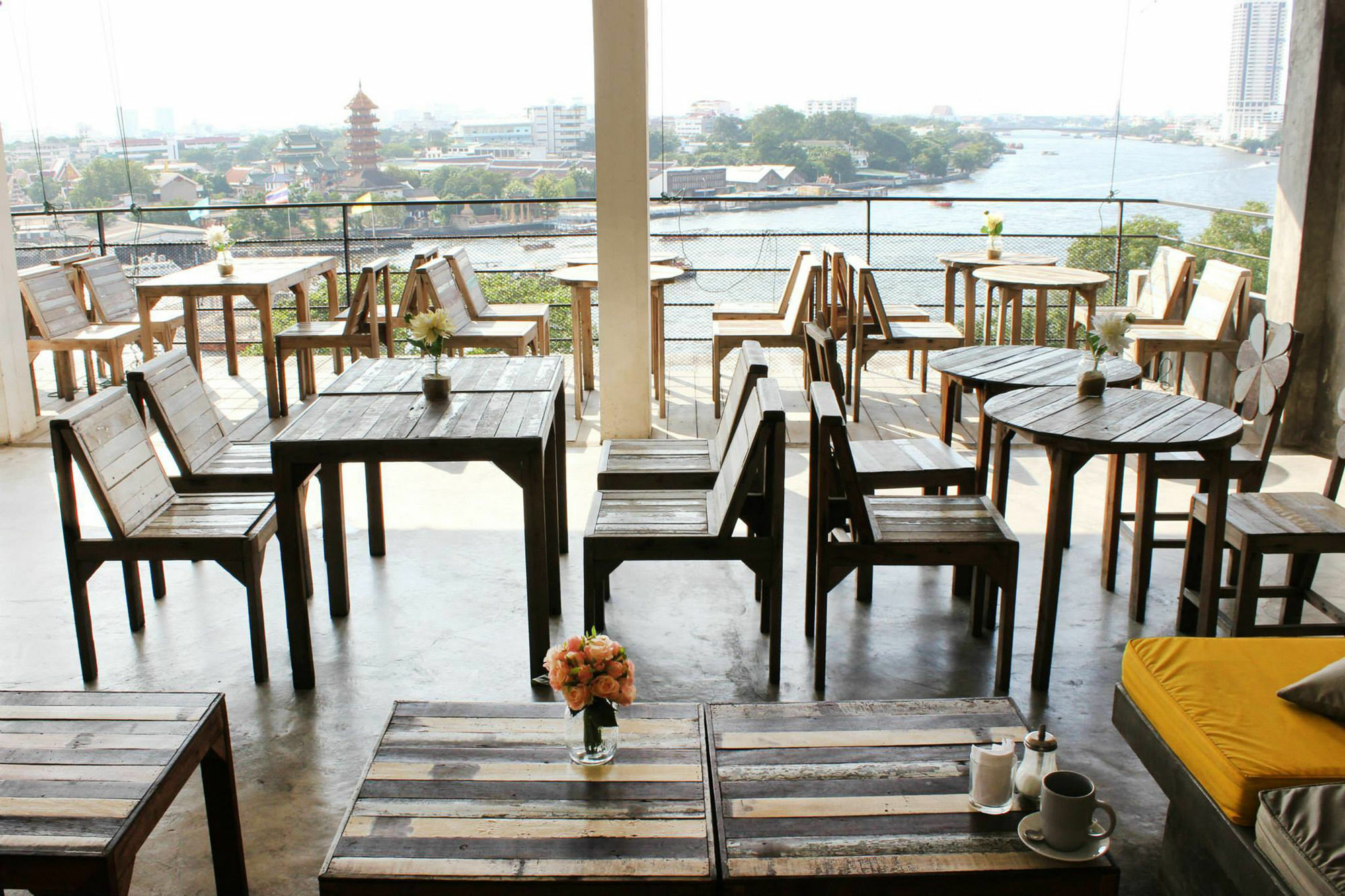 River View Wisma tamu