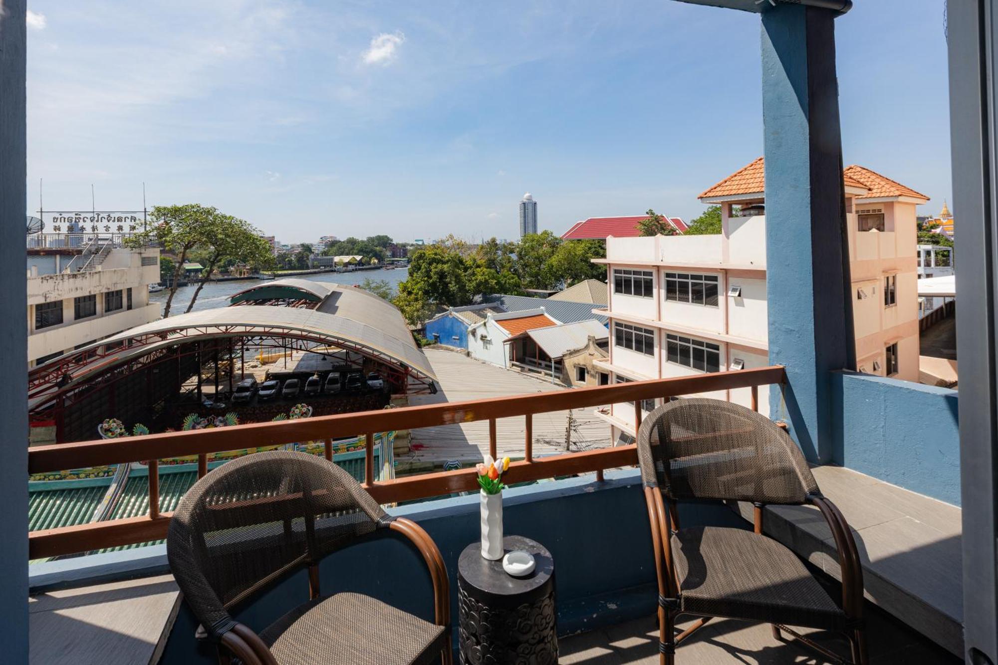 Riverview Gasthuis 2*